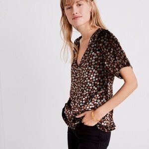 Madewell Black Floral V-Neck Puff Sleeve Top